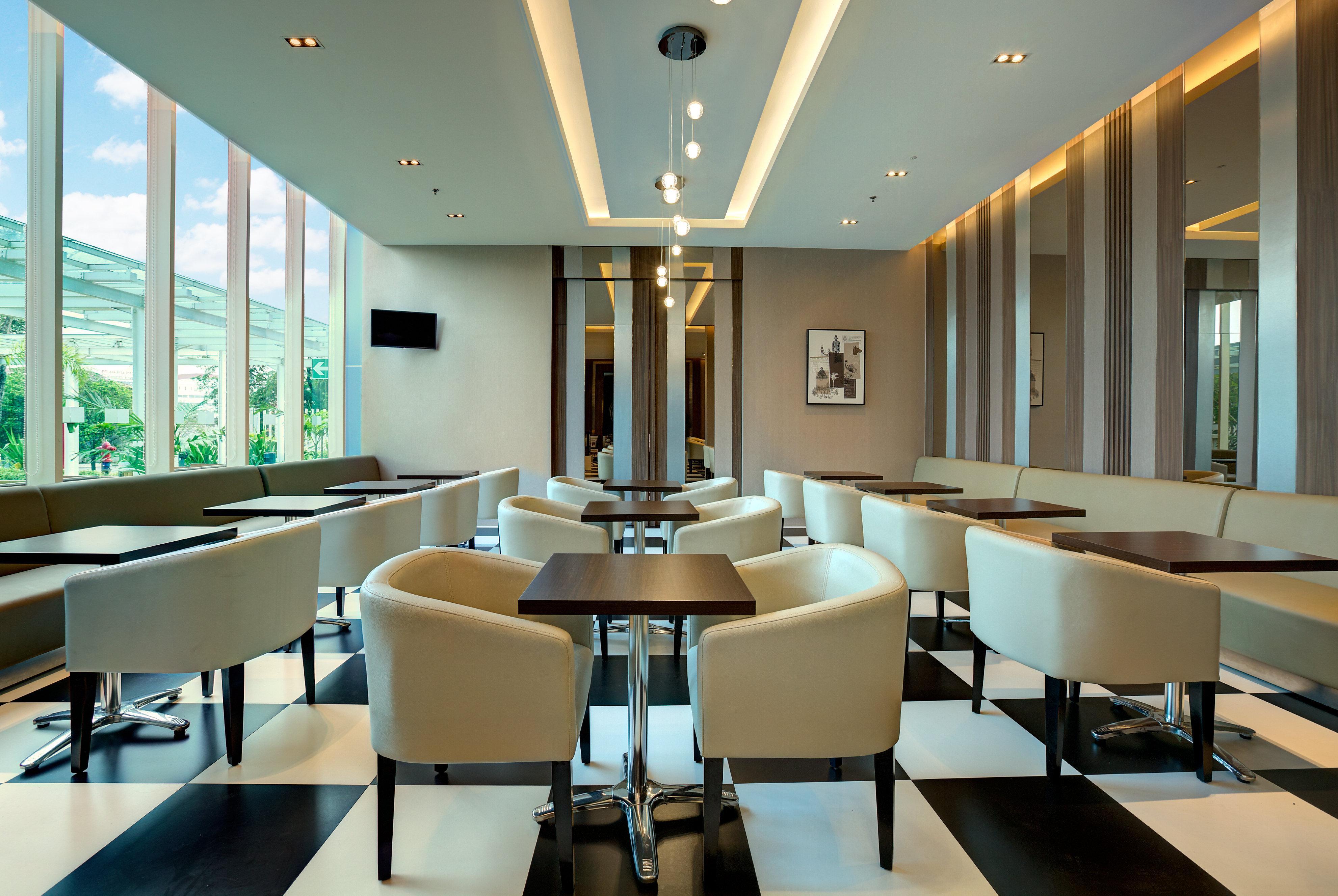Holiday Inn Express Jakarta International Expo By Ihg Exterior foto