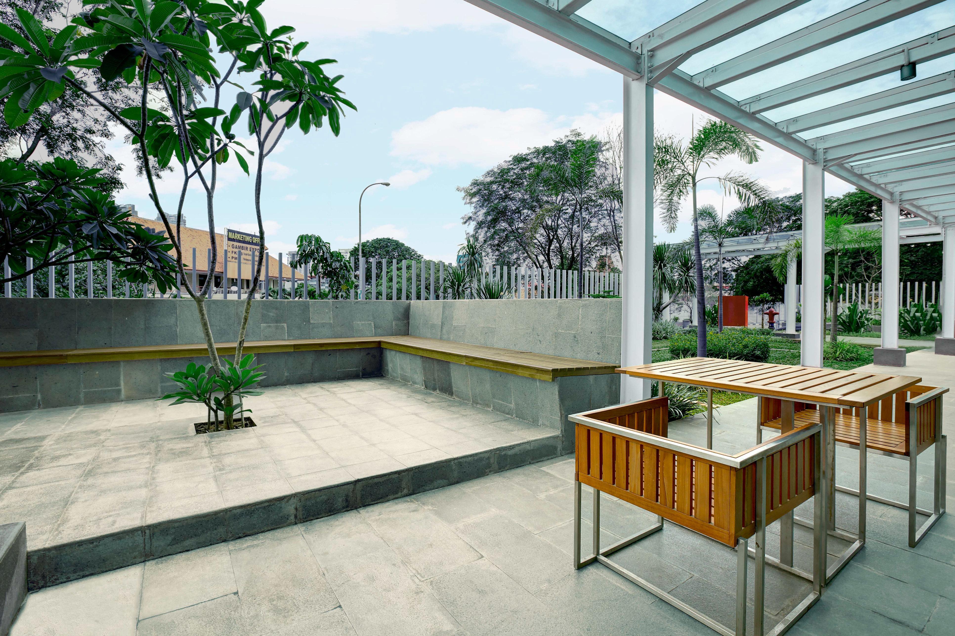 Holiday Inn Express Jakarta International Expo By Ihg Exterior foto