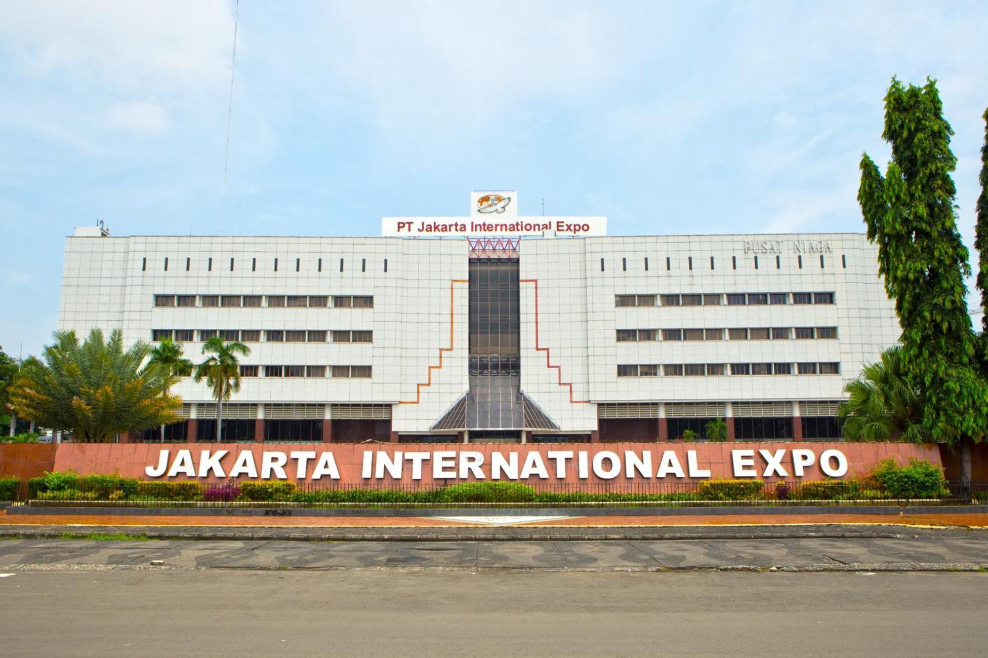 Holiday Inn Express Jakarta International Expo By Ihg Exterior foto