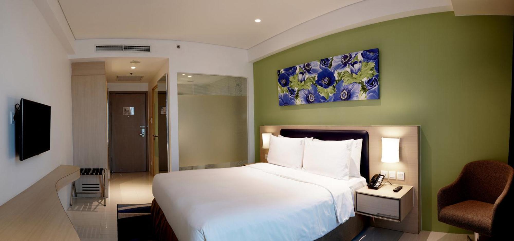 Holiday Inn Express Jakarta International Expo By Ihg Exterior foto